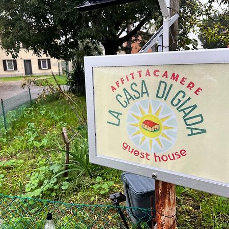 Guesthouse La Casa Di Giada Имола Екстериор снимка
