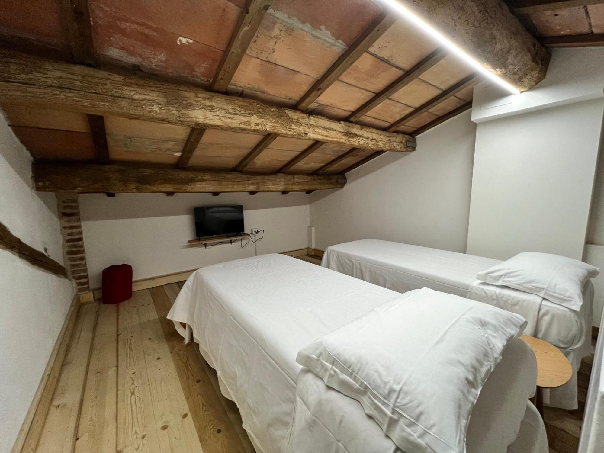 Guesthouse La Casa Di Giada Имола Екстериор снимка