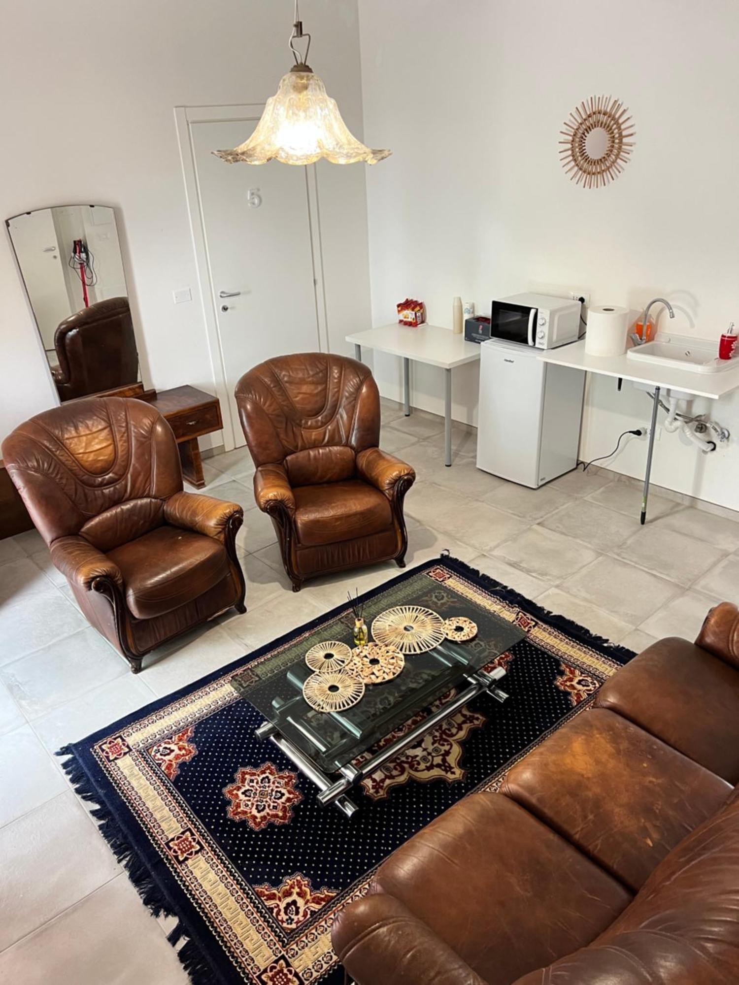 Guesthouse La Casa Di Giada Имола Екстериор снимка