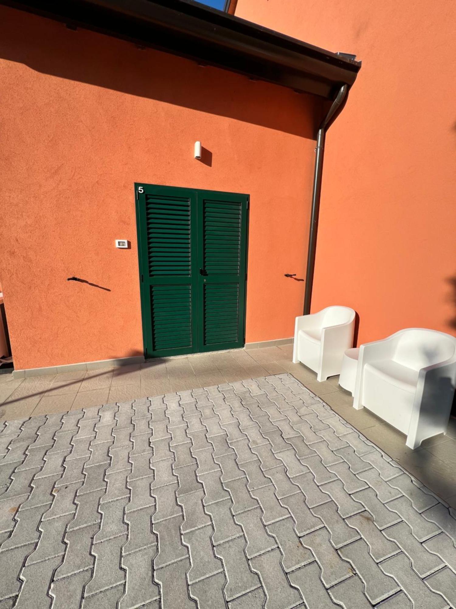 Guesthouse La Casa Di Giada Имола Екстериор снимка