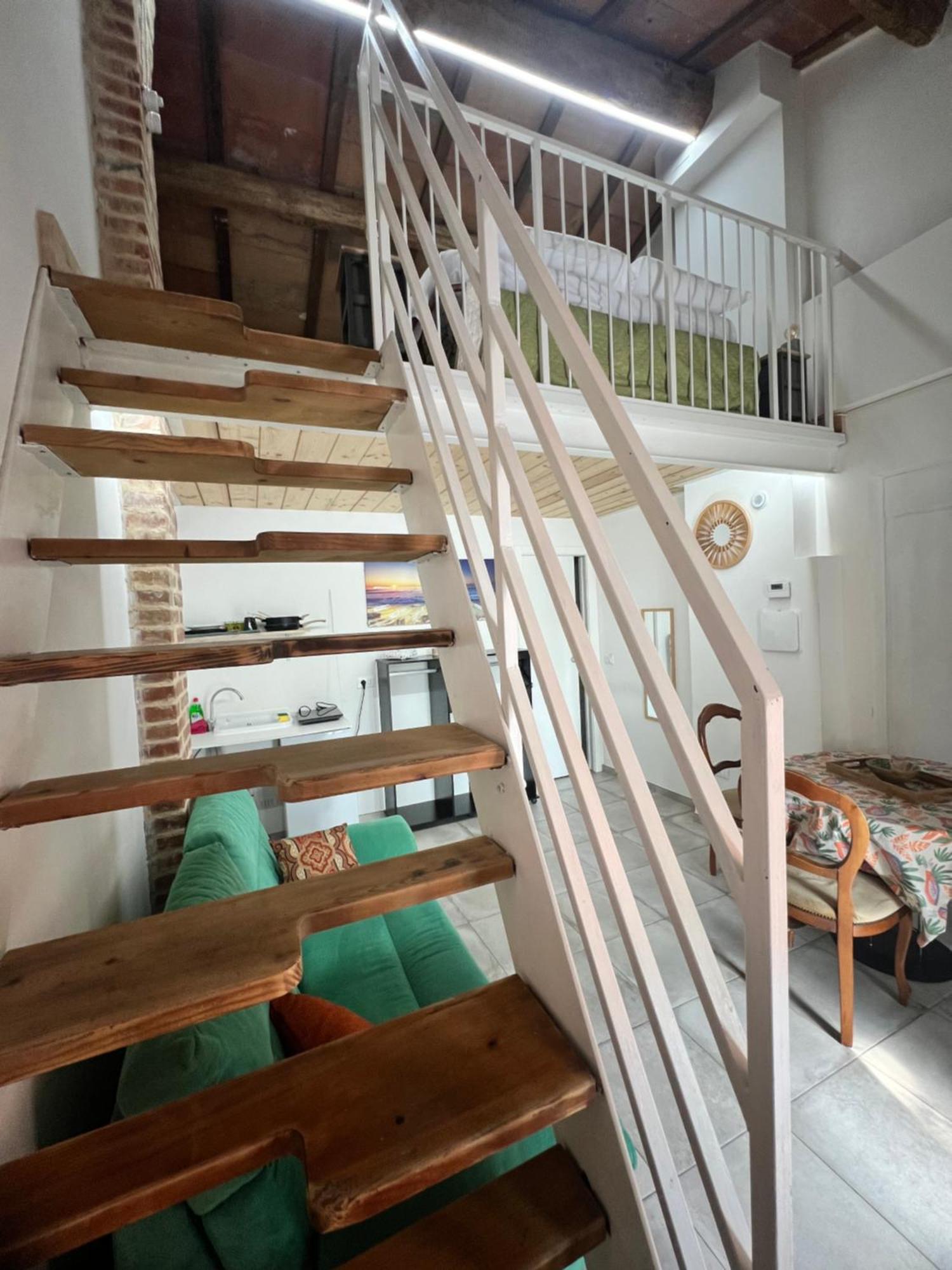 Guesthouse La Casa Di Giada Имола Екстериор снимка