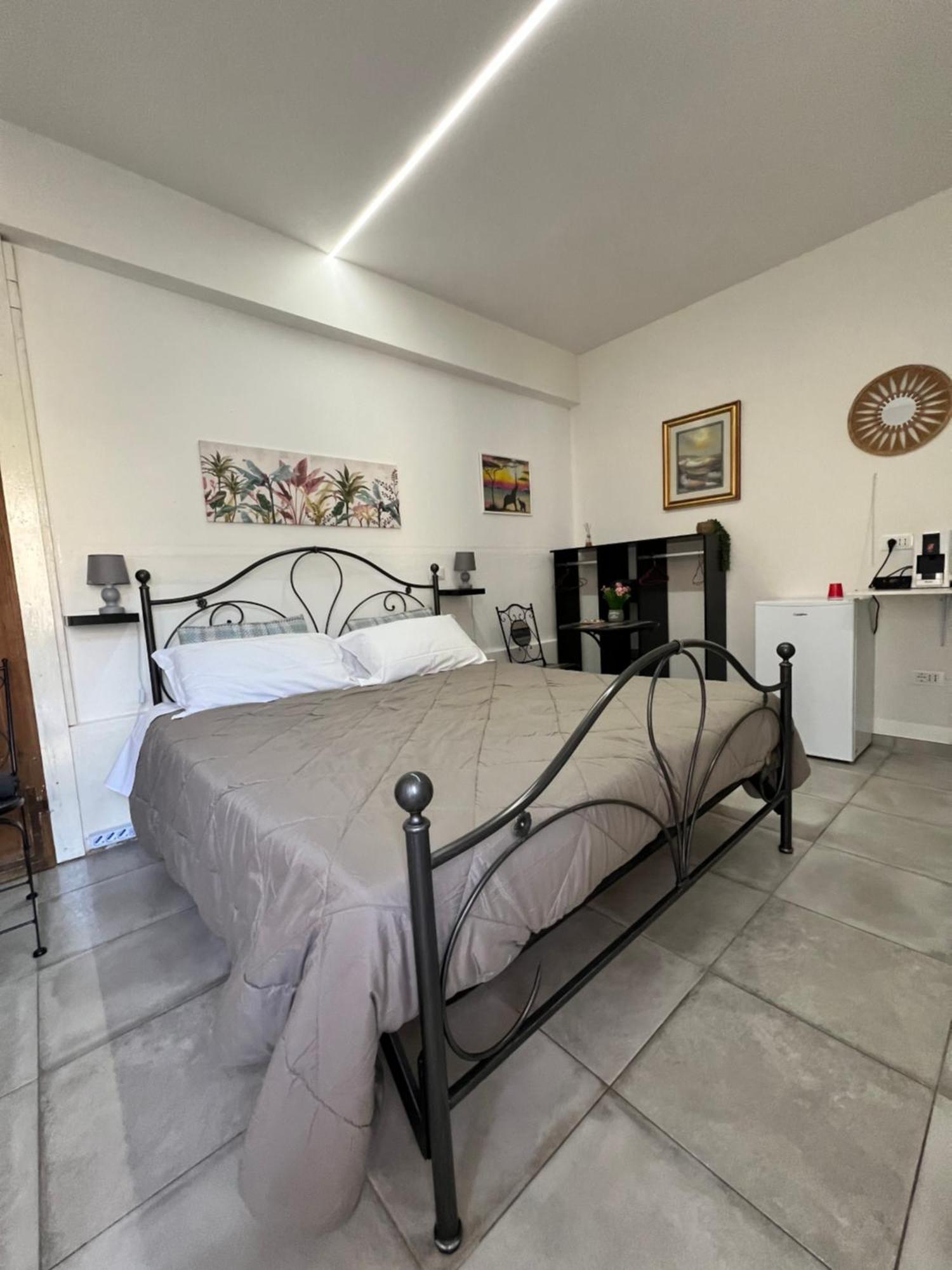 Guesthouse La Casa Di Giada Имола Екстериор снимка